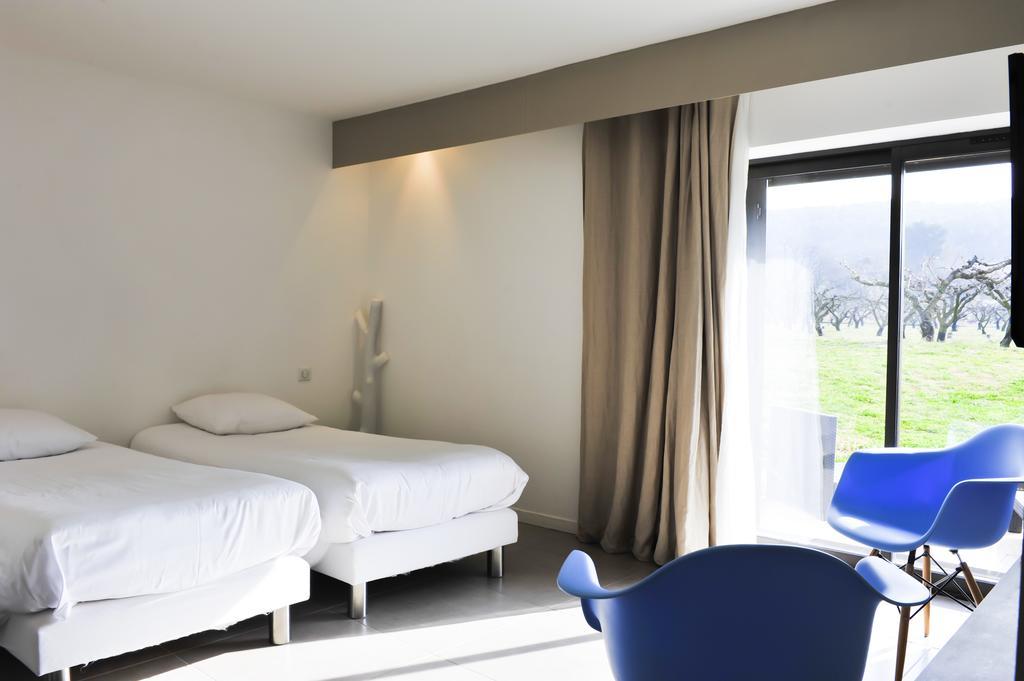 Le Jour Et La Nuit, Bed & Breakfast Vaison-la-Romaine