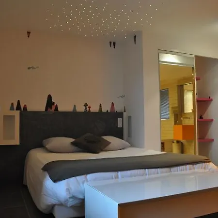 Le Jour Et La Nuit, Maison D'Hotes Vaison-la-Romaine Room photo